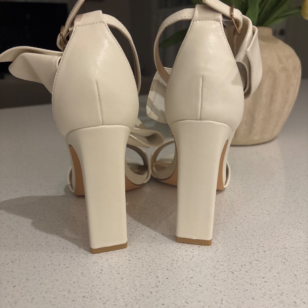 Lulus Yoselin White Bow Ankle Strap High Heel Sandals - Size 7.5 - Picture 5 of 5